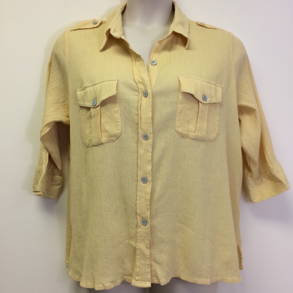 d&co. Yellow 100% Cotton Button-down Top